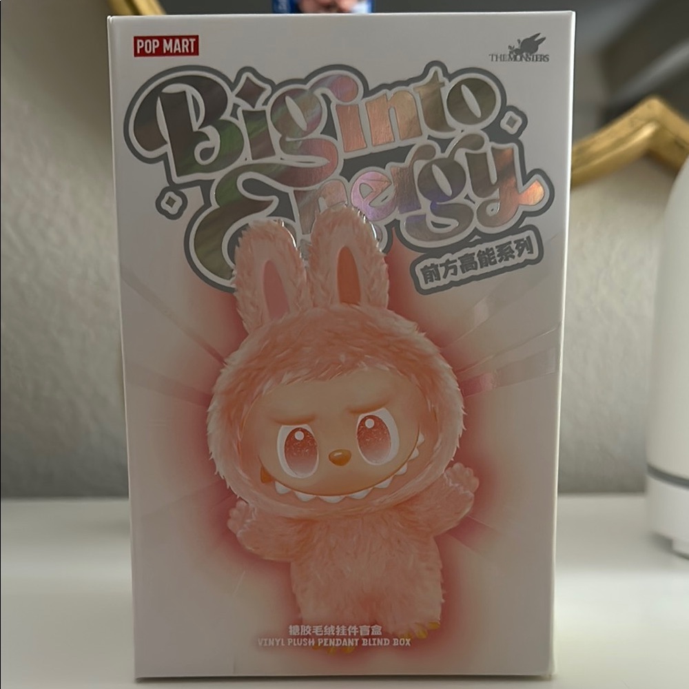 Pop Mart Big Into Energy Labubu Luck